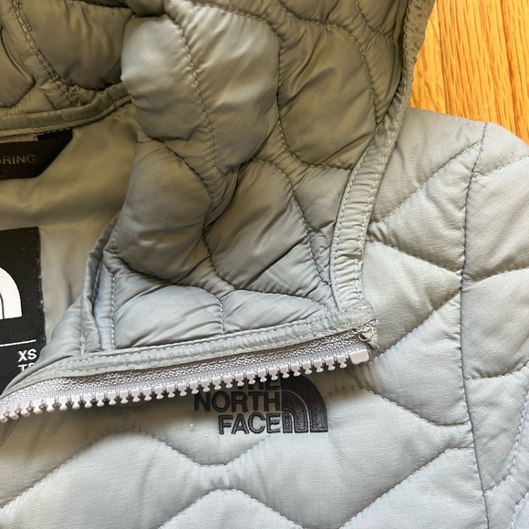 The North Face ThermoBall II Insulated Parka Women’s Size XS Grey - Picture 4 of 14